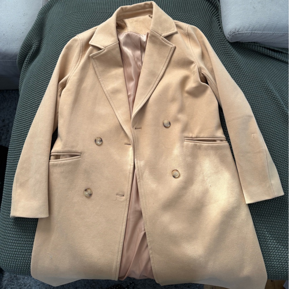 Elegant Tan Women's Coat